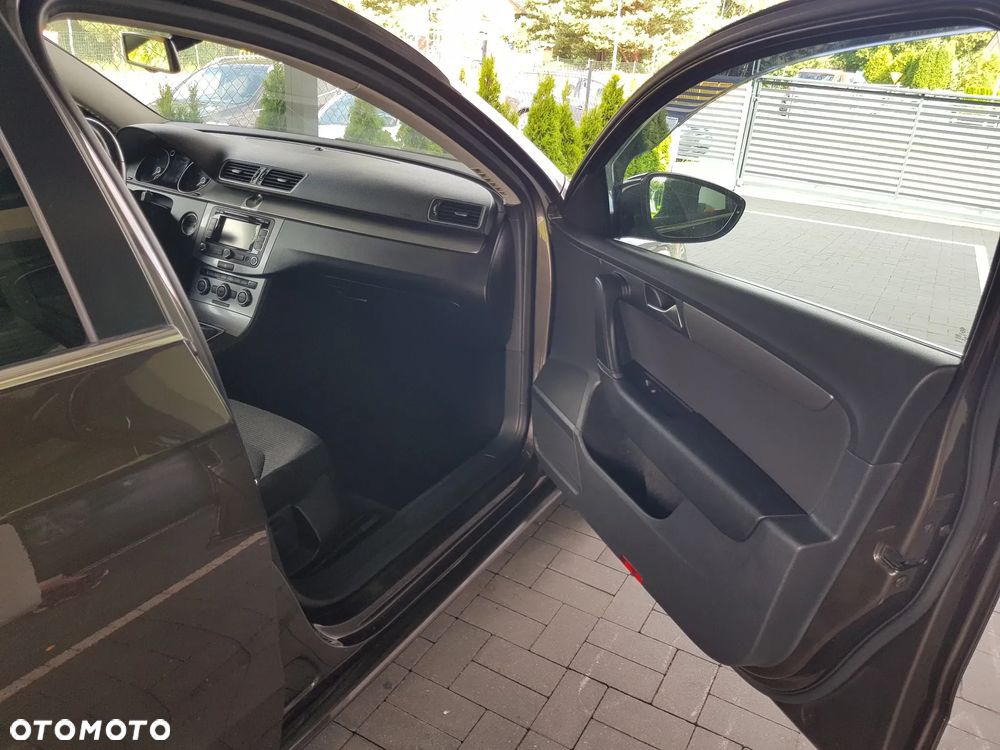 Volkswagen Passat 1.6 TDI BlueMotion - 10
