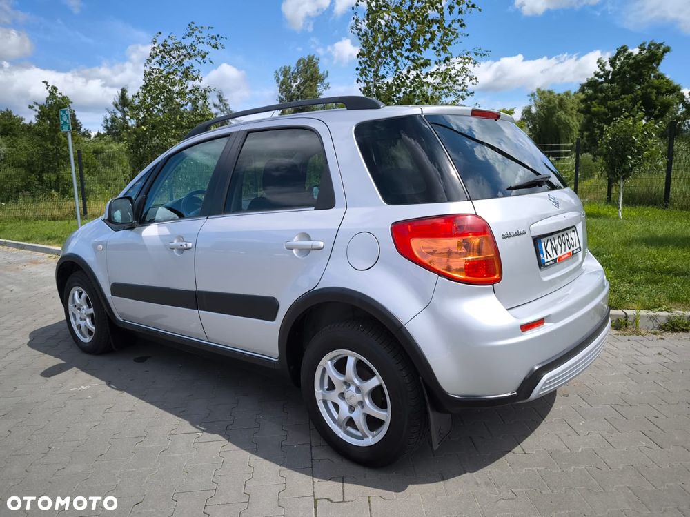 Suzuki SX4 1.6 GS / Premium 4WD - 30