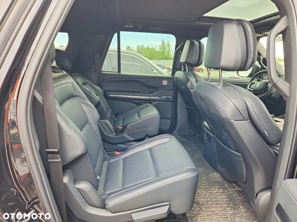 Lincoln Navigator - 11