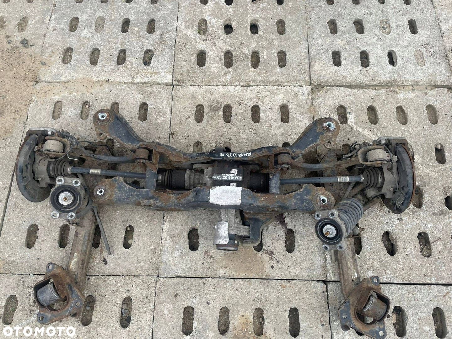 BELKA WÓZEK TYŁ ALFA 159 3.2 JTS V6 4X4 - 1
