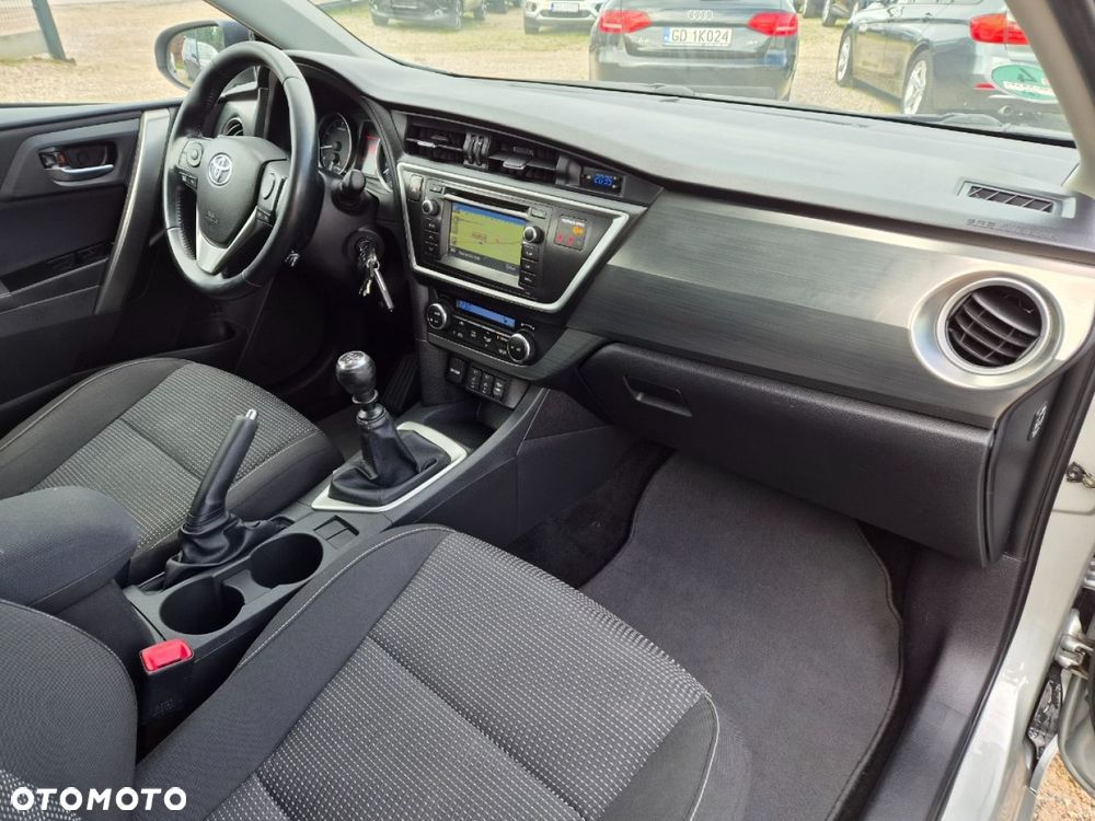 Toyota Auris - 20