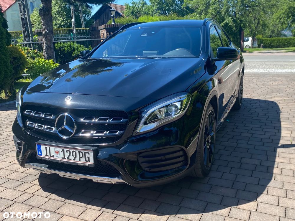 Mercedes-Benz GLA 200 AMG Line - 12