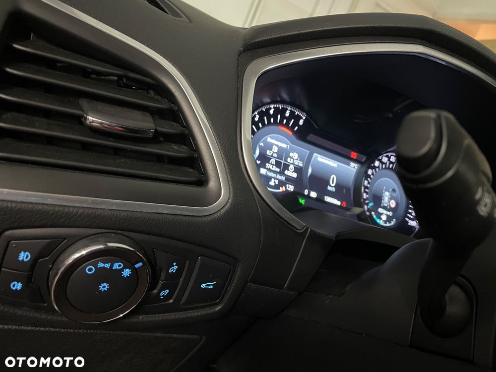 Ford S-Max 2.0 TDCi Titanium - 15