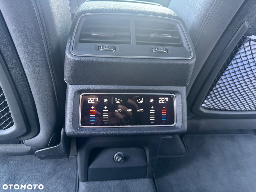 Audi e-tron 55 Quattro S line - 17