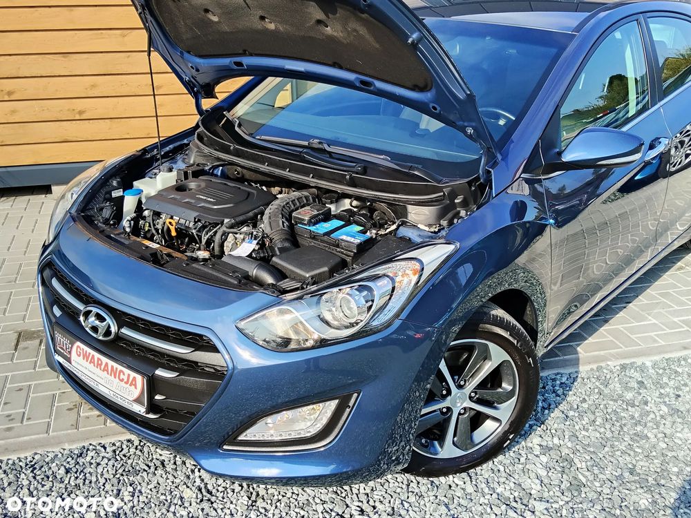 Hyundai i30 blue 1.6 CRDi Premium - 6