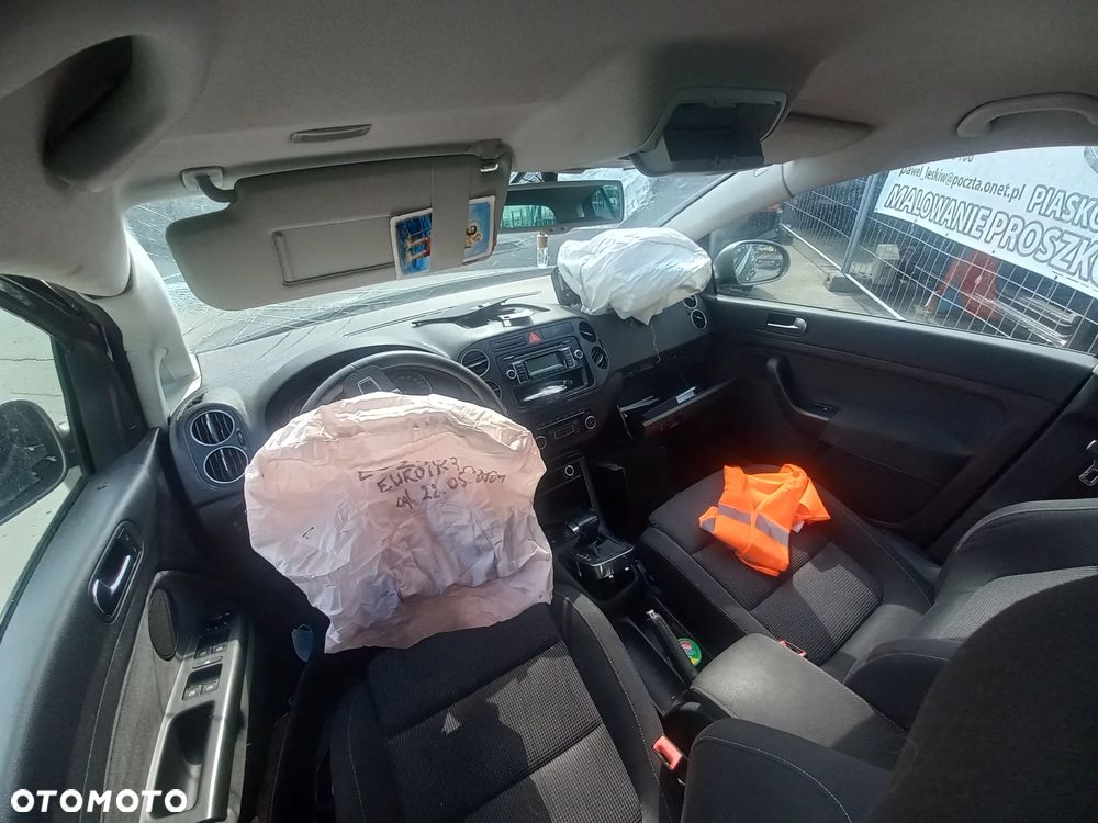 VW GOLF + 1.6 TDI o oznaczeniu CAY ze skrzynią automatyczną - 6