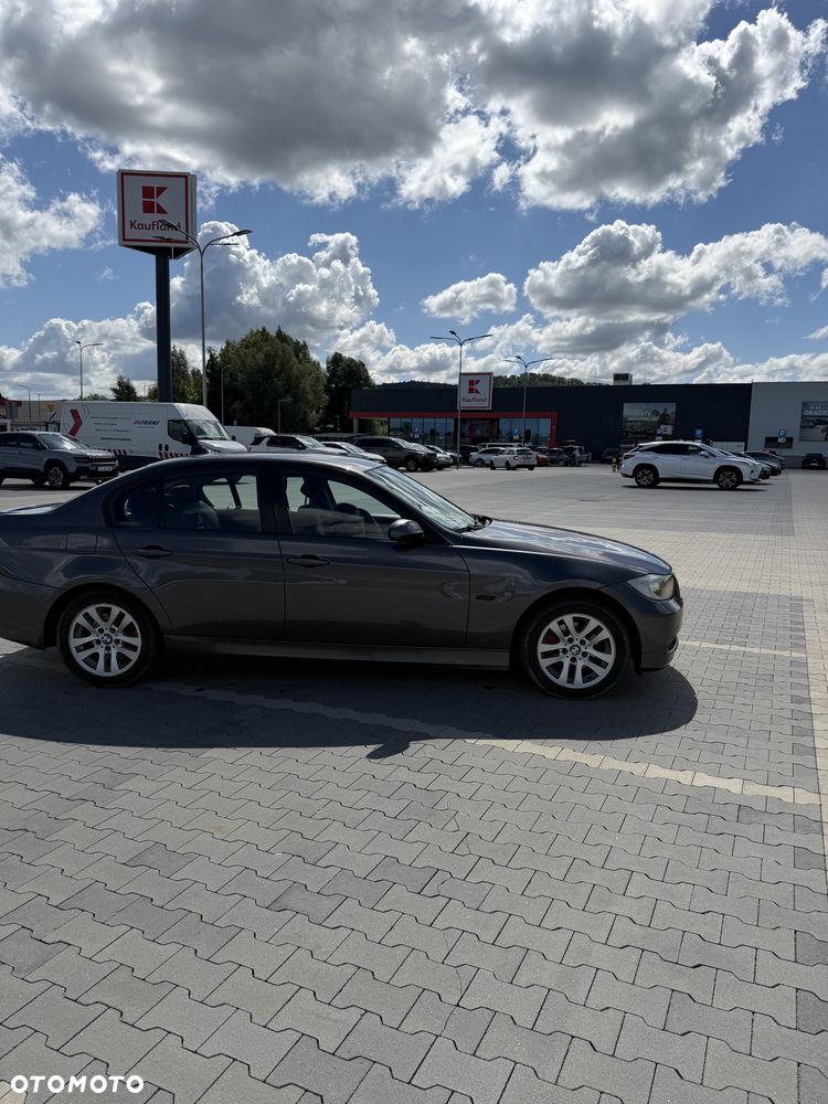 BMW Seria 3 - 19
