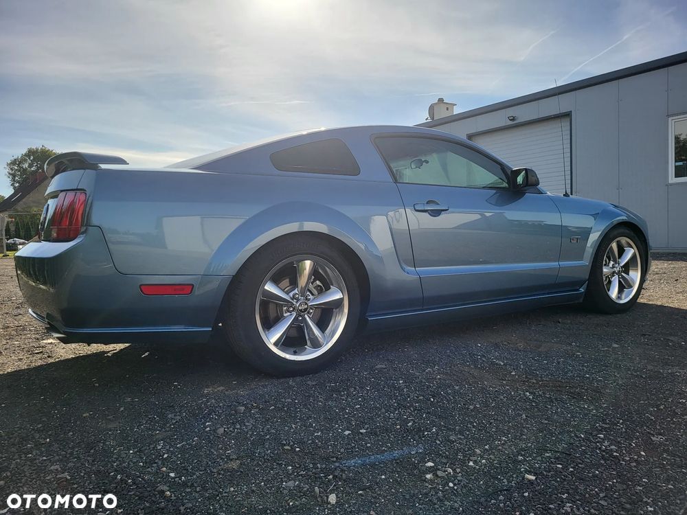 Ford Mustang 4.6 V8 GT Premium - 10