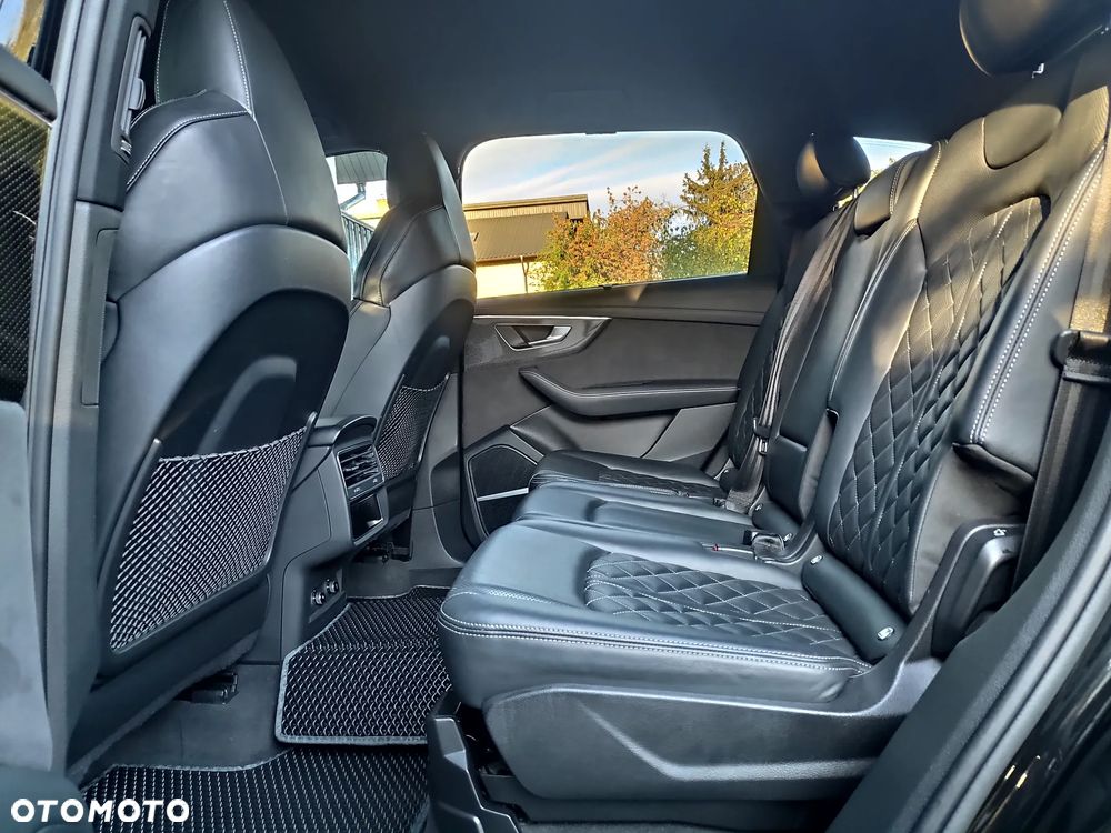 Audi SQ7 - 15