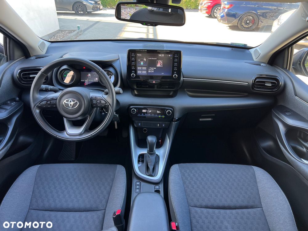 Toyota Yaris - 7