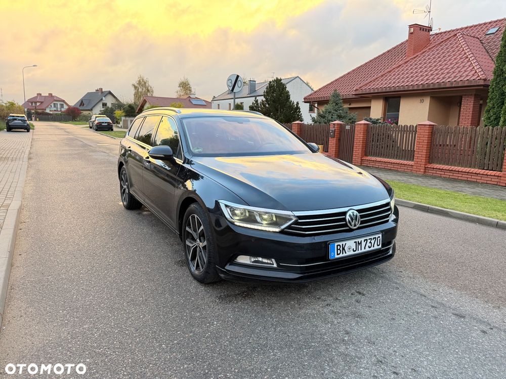 Volkswagen Passat - 11