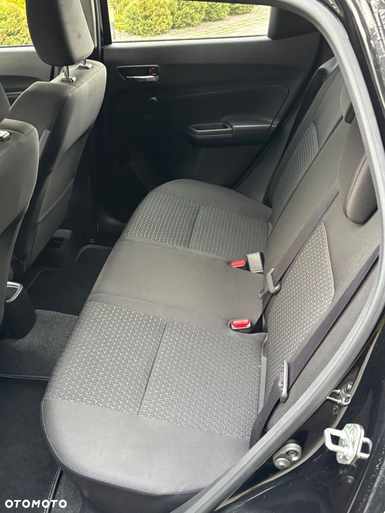 Suzuki Swift 1.2 Premium Plus - 24