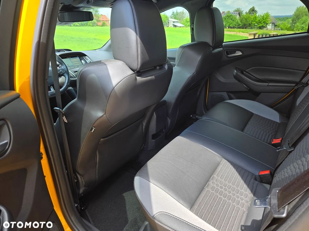 Ford Focus - 27