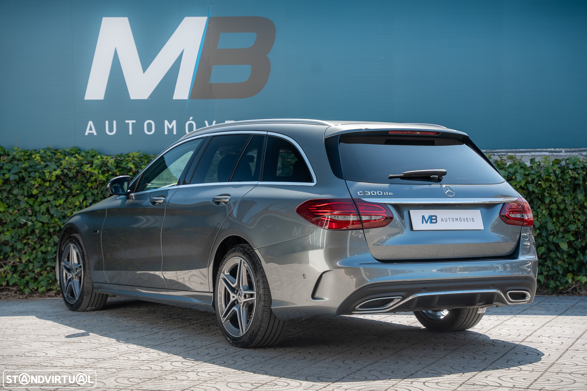 Mercedes-Benz C 300 de AMG Line - 4