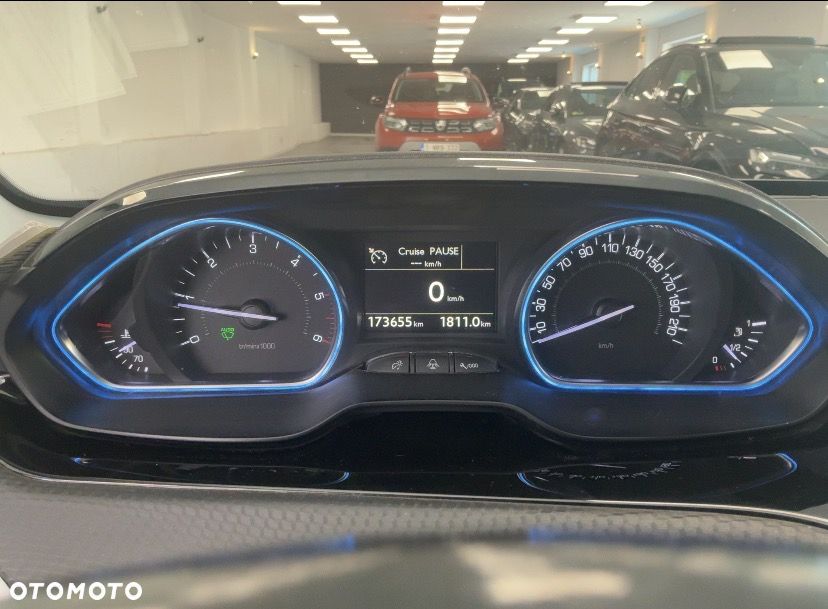 Peugeot 2008 BlueHDi 100 STOP & START Allure - 14