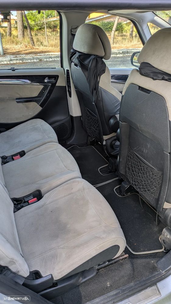 Citroën C4 Grand Picasso - 12