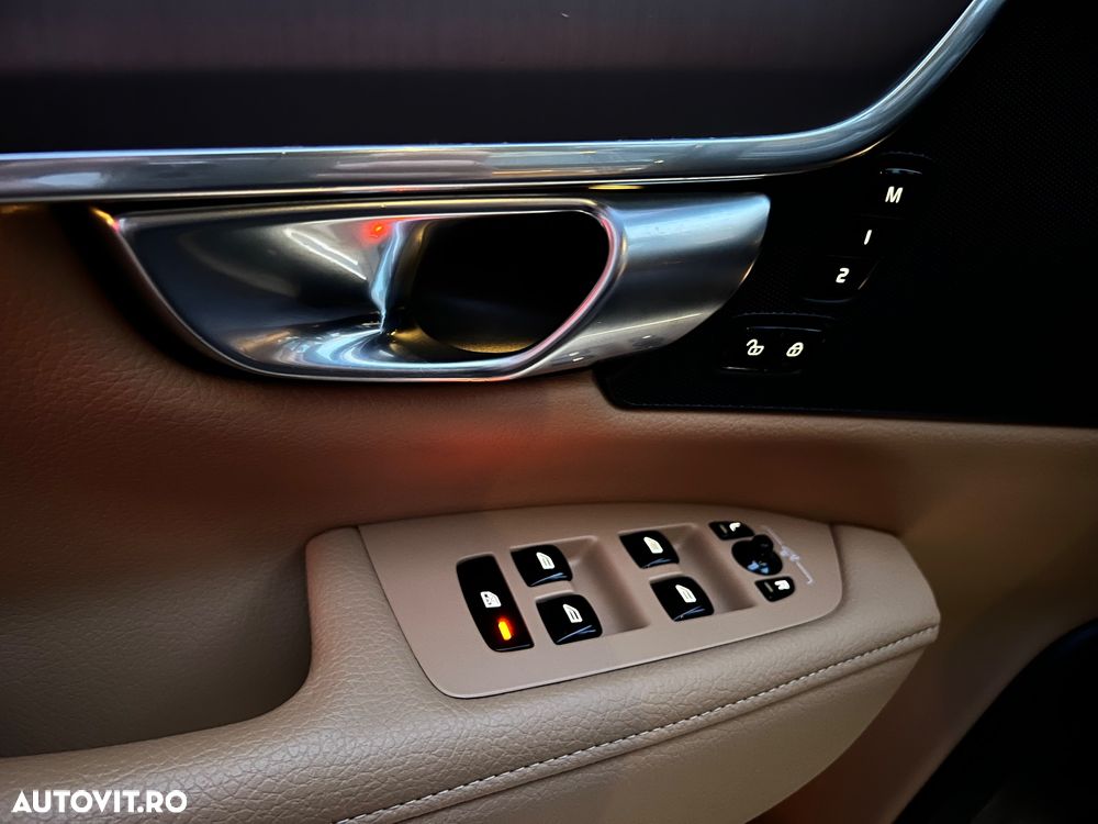 Volvo S90 D4 Geartronic Momentum Pro - 15