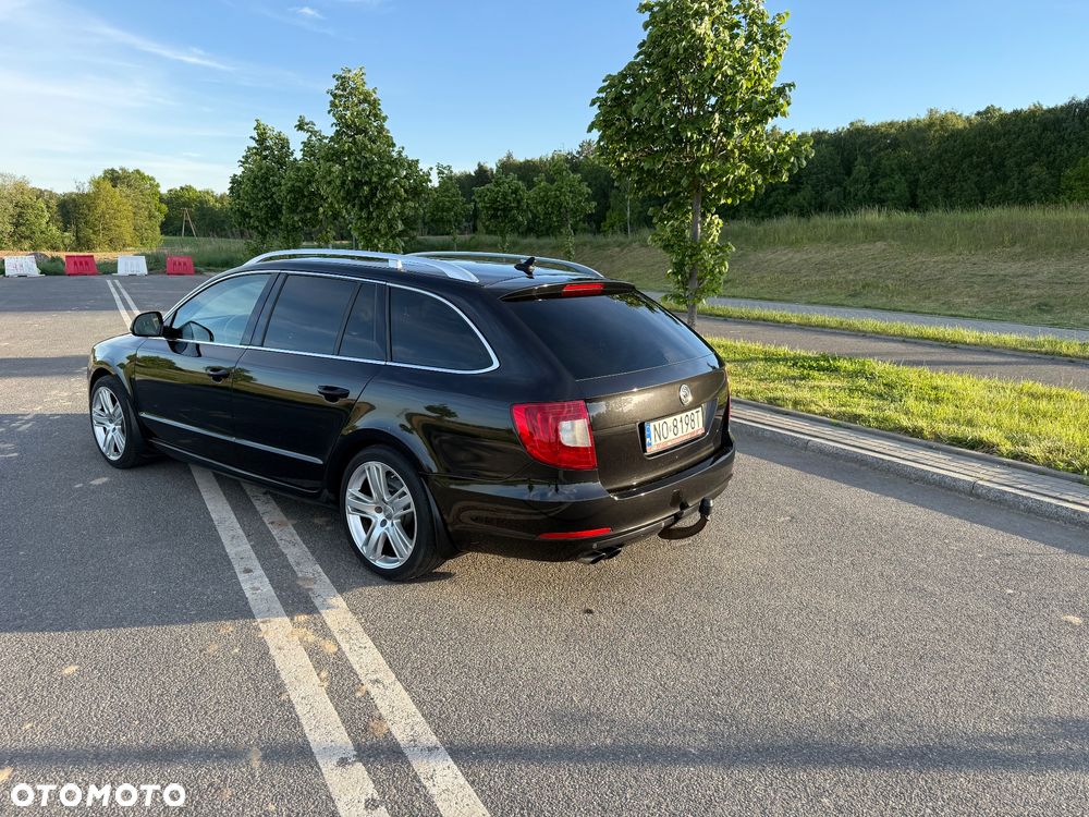 Skoda Superb 2.0 TDI Elegance DSG - 7
