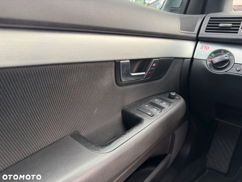 Audi A4 Limousine 1.8 T - 20