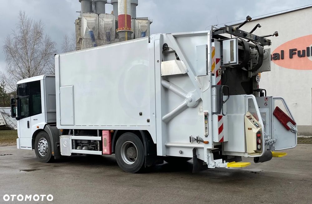 Mercedes-Benz Econic śmieciarka z wagą ZOELLER Semat 16m3 EURO 5 - 3