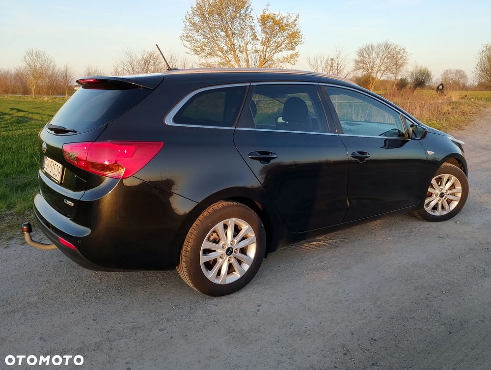 Kia Ceed 1.6 CRDi L Business Line - 4