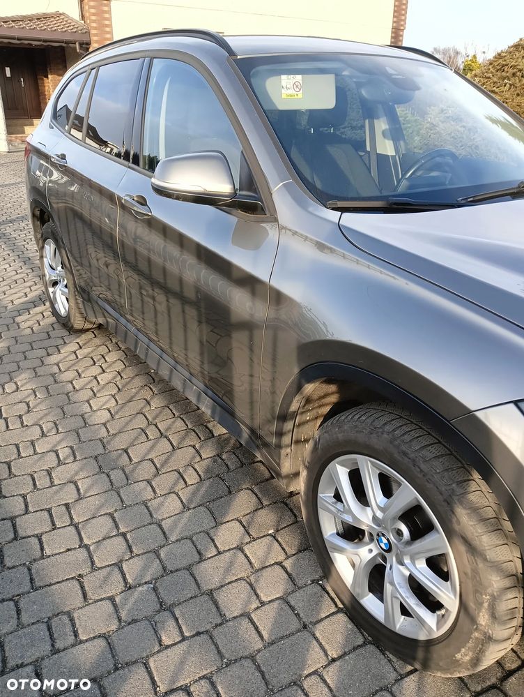 BMW X1 xDrive18d - 3