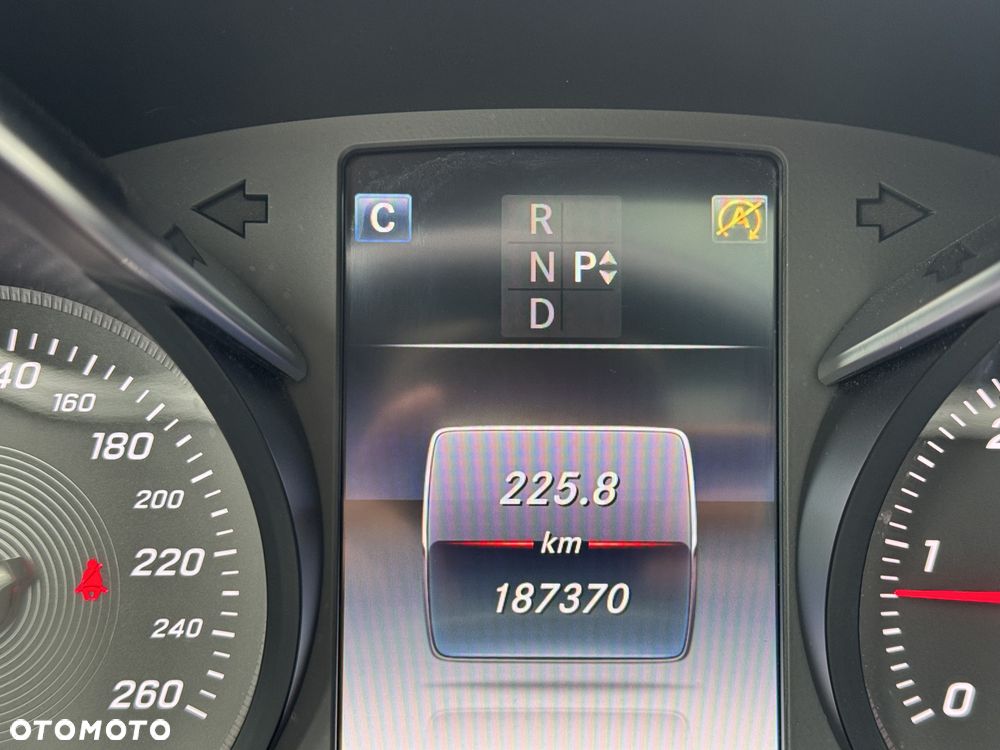 Mercedes-Benz Klasa C 250 (BlueTEC) d 7G-TRONIC AMG Line - 18