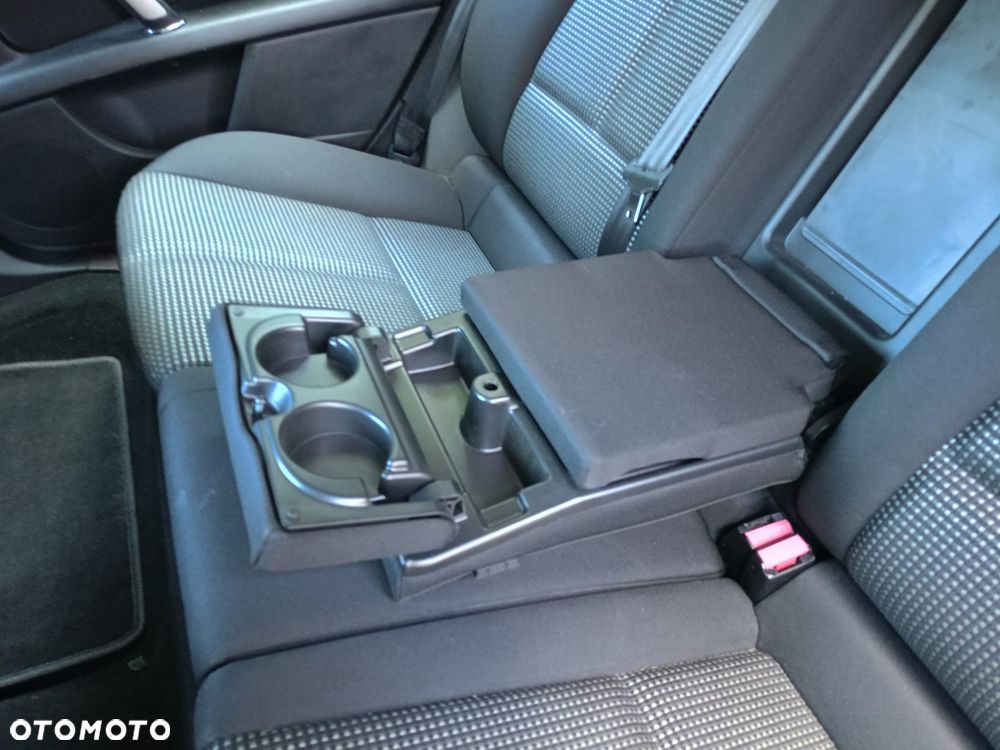 Peugeot 407 2.0 HDI ST Sport EU4 - 29