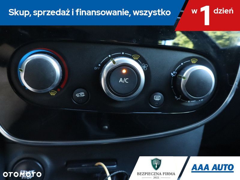 Renault Clio - 18