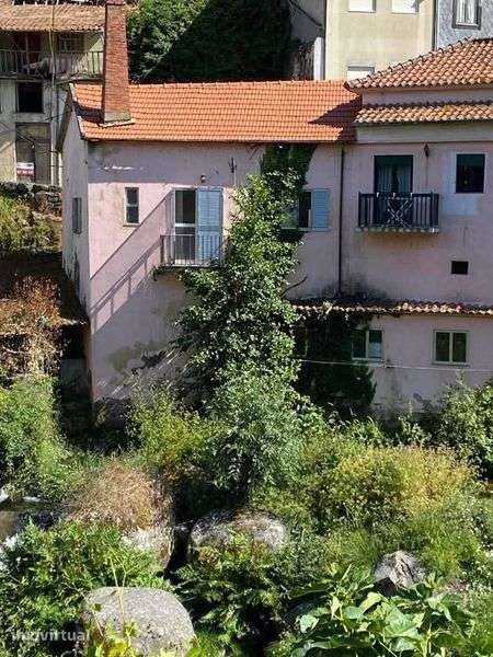 Casa em Lamego no centro histórico - Grande imagem: 2/5