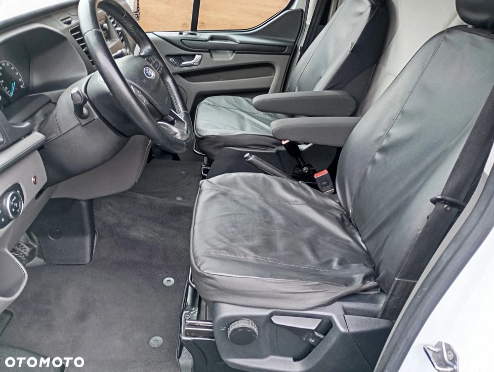 Ford TRANSIT CUSTOM L2H1 - 6