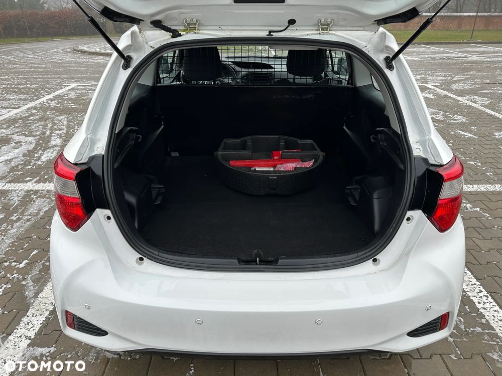 Toyota Yaris 1.5 Active - 13