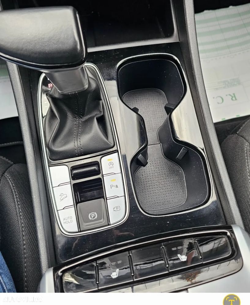 Hyundai Tucson 1.6 CRDi 48V-Hybrid 2WD DCT Select - 10