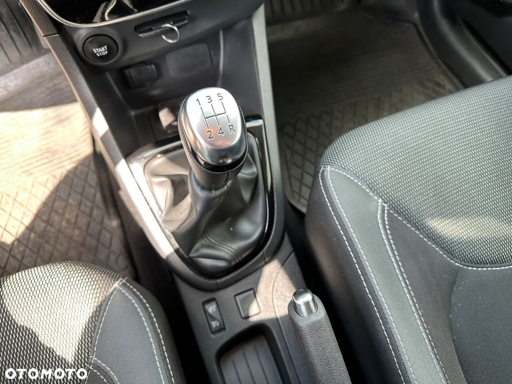 Renault Clio - 17