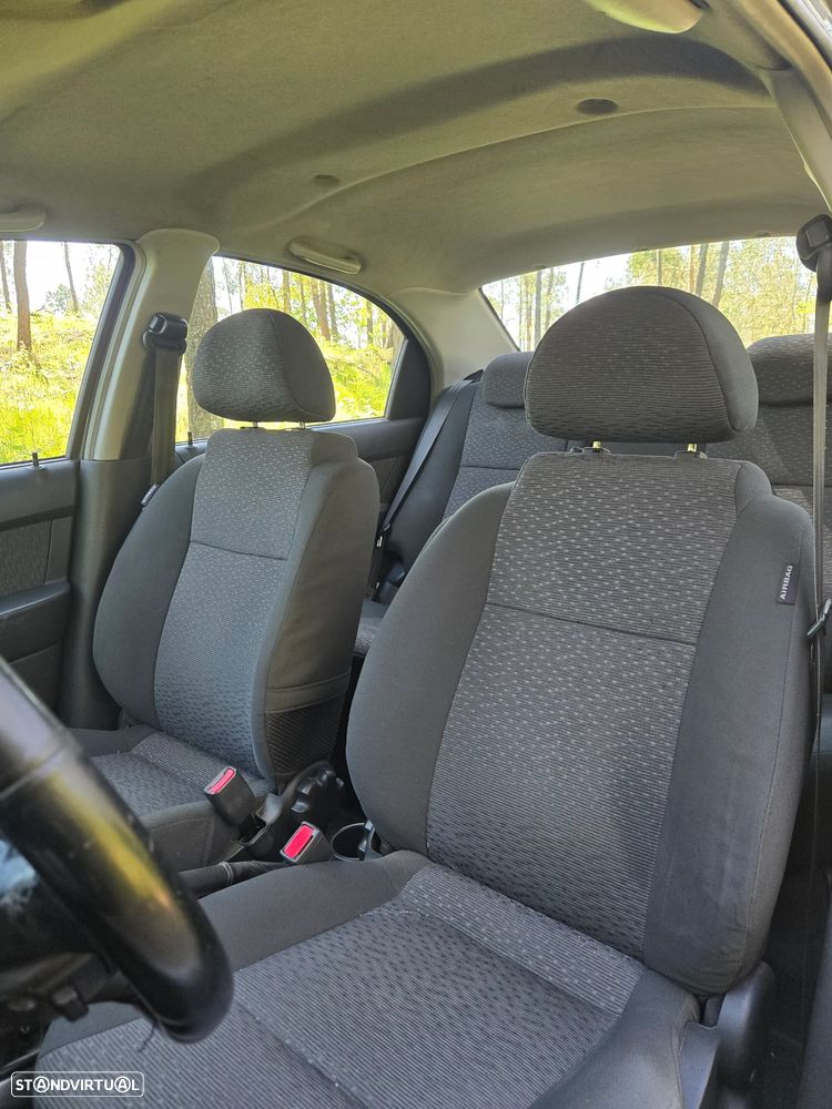 Chevrolet Aveo 1.4 LT - 6