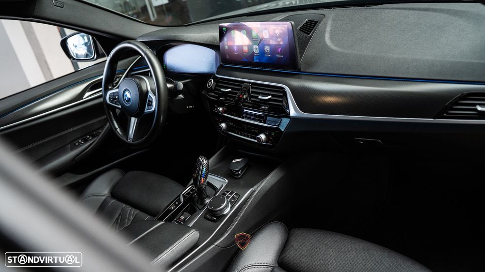 BMW 530 e Pack M - 41