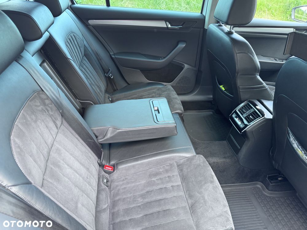 Skoda Superb 2.0 TDI 4x4 Style DSG - 15