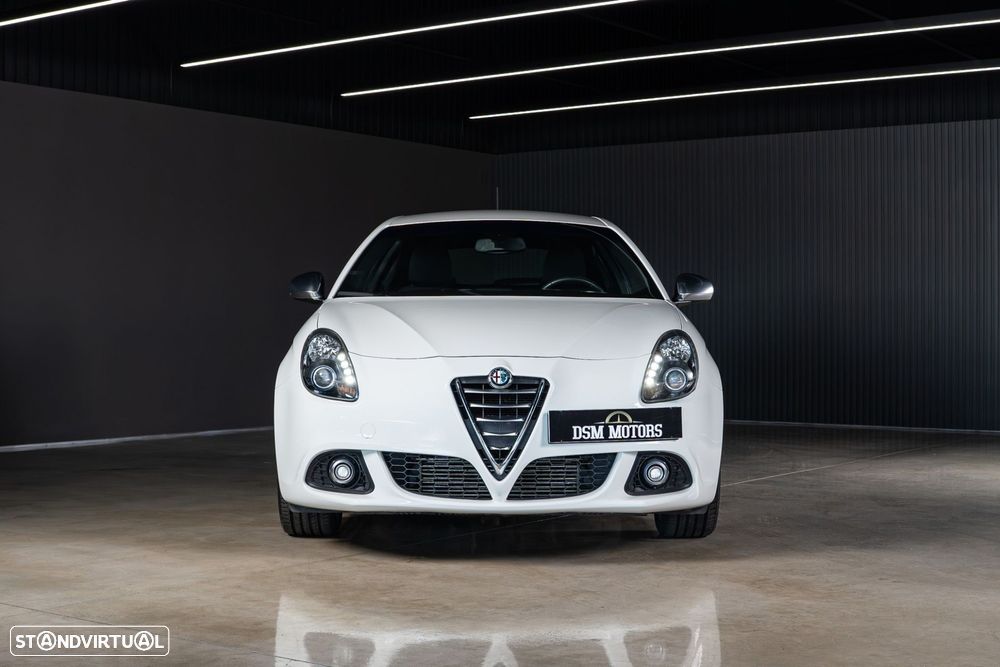 Alfa Romeo Giulietta 1.6 JTDm Exclusive - 2