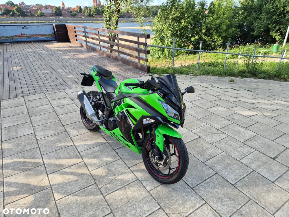 Kawasaki Ninja 300 ABS - 3