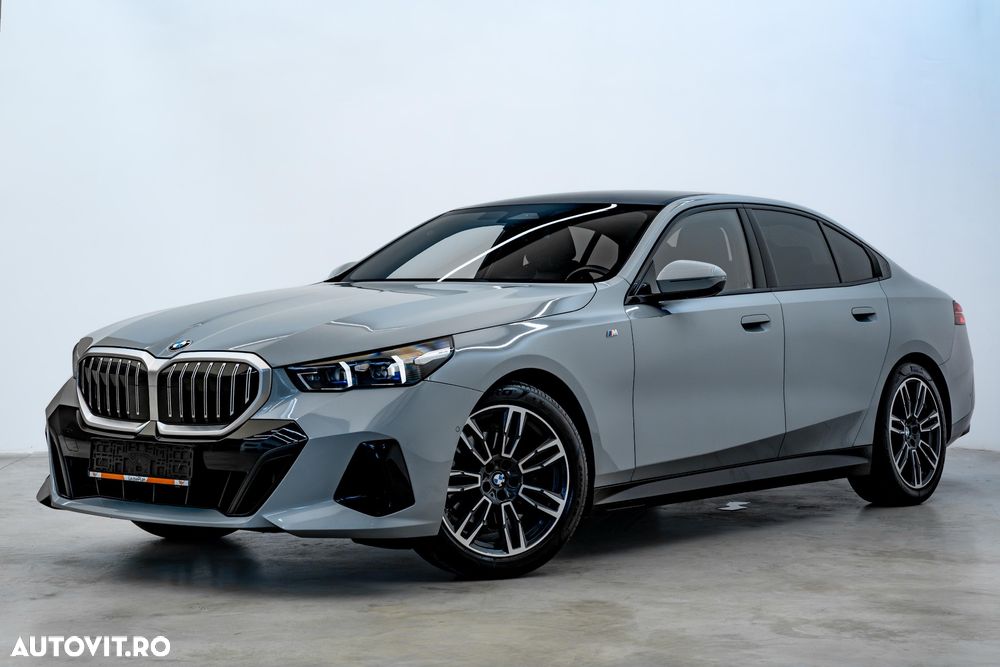 BMW Seria 5 520i AT MHEV - 9