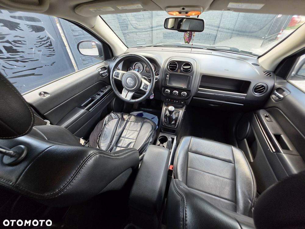 Jeep Compass - 4