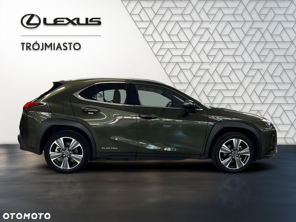 Lexus UX - 9