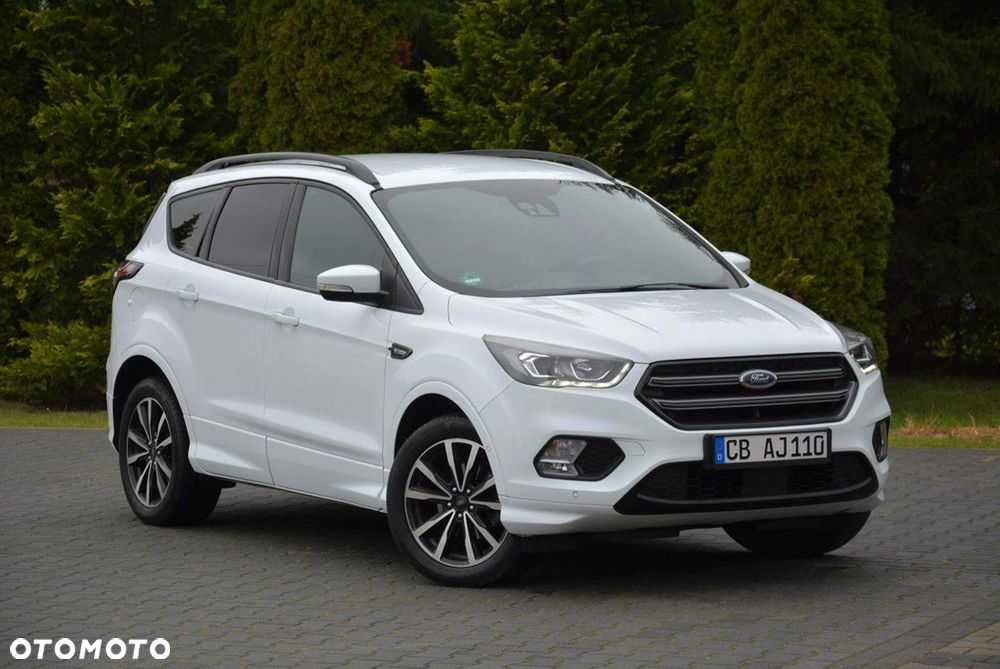 Ford Kuga 1.5 EcoBoost 2x4 ST-Line - 10