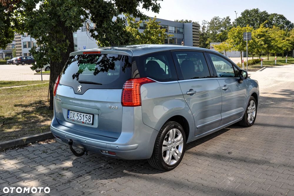 Peugeot 5008 - 4