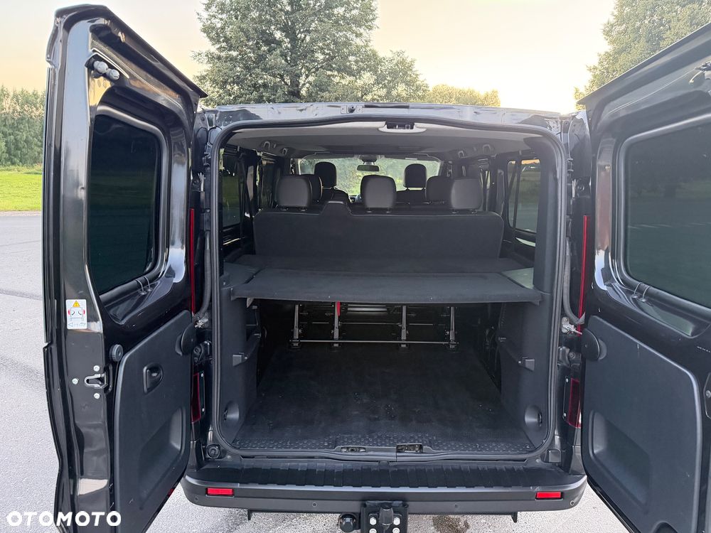 Opel Vivaro - 19