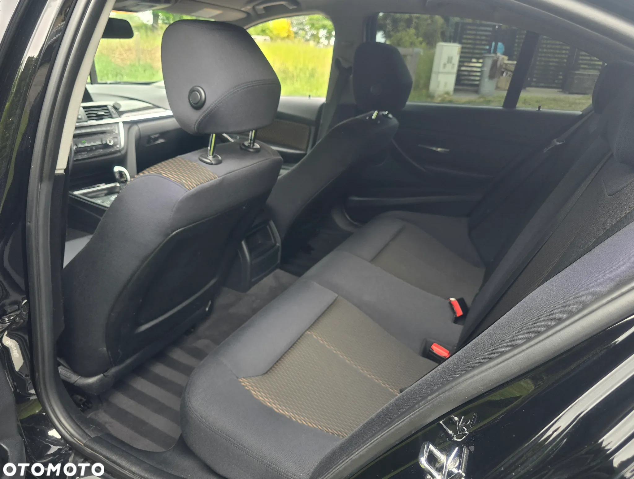 BMW Seria 3 - 12