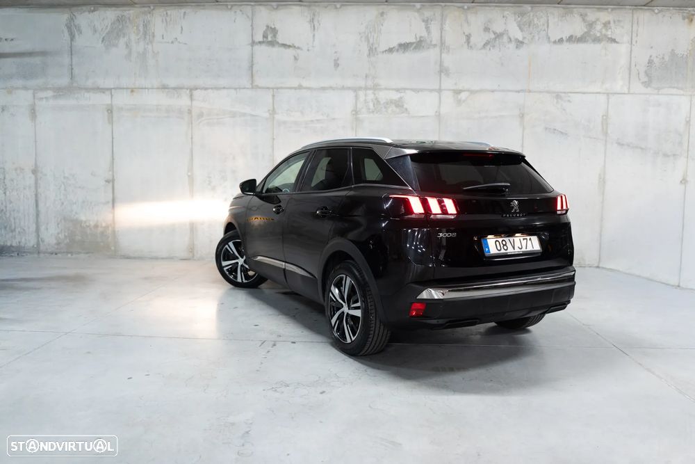 Peugeot 3008 1.5 BlueHDi Allure EAT8 - 3