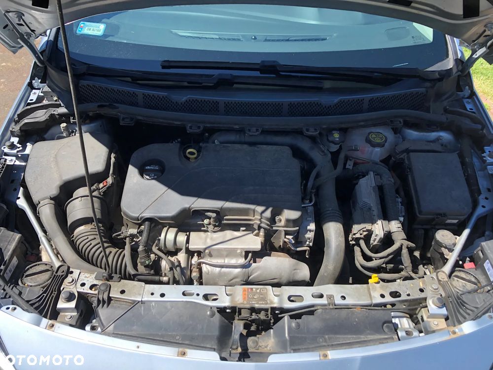 Opel Astra V 1.4 T Enjoy - 10