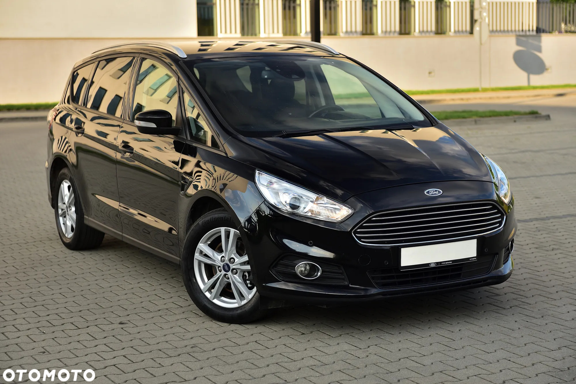 Ford S-Max 2.0 EcoBlue Titanium - 15