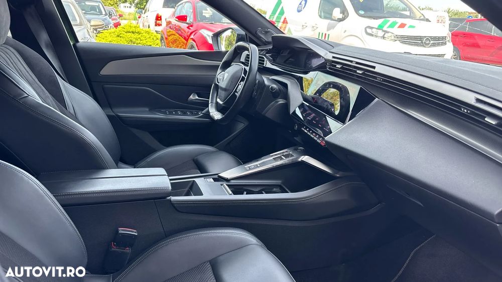 Peugeot 308 1.2L PureTech 130 S&S EAT8 GT - 6